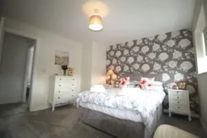 Image of Ashington - 2 Bedroom House - Beautifully Decorated & Furnished - Large Garden