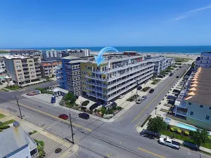 Image of Coastal Colors Penthouse, Luxury 4 Bedroom Beach Block Rental