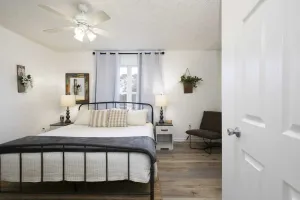 Image of Newly Renovated Townhome with THREE KING-SIZE beds