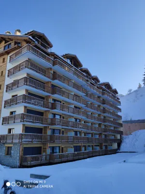 Image of COURCHEVEL 1650, stand. apartment sleeps 8, 100 m gondola, covered parking.