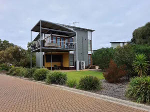 Image of Villa 7 South Shores Resort, Normanville - Modern and Stylish Beach Villa