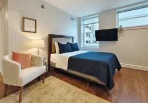 Image of Fun Cozy Apts - 1 25 Mile Walk to TIAA Bnk Fld