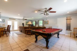 Image of Rancher, pets welcome, Wash\/Balt\/Annplis family friendly Pool table, deck, river