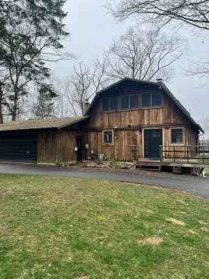 Image of Newly Renovated 4-BR House in Quiet Neighborhood Near Beaches & Portland