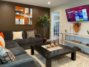 Image of COZY HOME CLOSE TO JORDAN LAKE AND DOWNTOWN APEX!