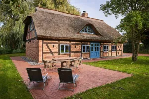 Image of Thatched roof fisherman's house - Vorpommersche Boddenlandschaft National Park - Baltic Sea