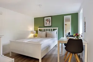 Image of Idyllisches Zimmer Im Grünen