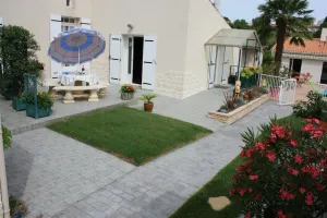 Image of Gîte laccalmie17 2-star holiday rental with swimming pool 2 Km from town center