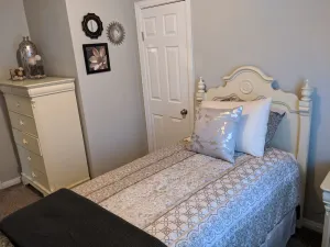 Image of NEWLY renovated just minutes from Airport\/Presque Isle!