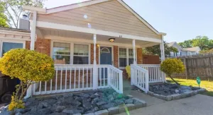 Image of Cheerful 2 Bedroom Home near Virginia Wesleyan