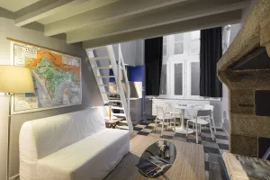 Image of L'Atlas by Cocoonr