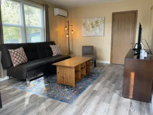 Image of Pleasant Finch Arboretum One Bedroom Duplex