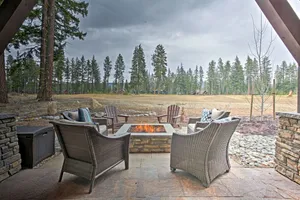 Image of Cle Elum Home on Golf Course w\/ Fire Pit & Hot Tub