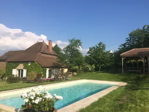 Image of COUNTRY HOUSE - EXCEPTIONAL VIEW - SWIMMING POOL - Sleeps 12