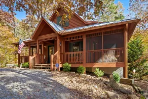Image of Dog-friendly cabin with hot tub, 2 fireplaces, game room. washer\/dryer & AC