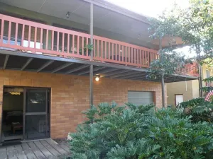 Image of Two bedroom house in quiet cul-de-sac and walking distance to beaches.