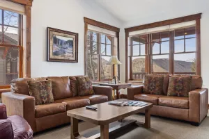 Image of Outpost: Grand View 5130 - Air Conditioned!