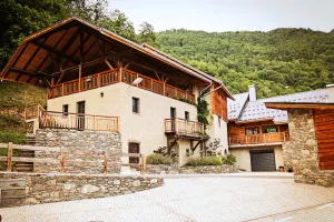 Image of Charming cottage on the heights of Albertville