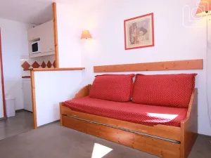 Image of Appartement 2P, 6 Pers, Balcon Sud/Est, À 100m des Pistes et Commerces - L'Alpe d'Huez - FR-1-405-351