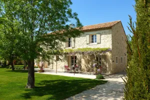 Image of Stone farmhouse in Aix en Provence - Near the Alpilles, the Luberon, Cassis ...
