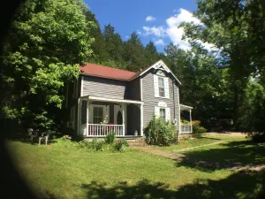 Image of Downtown Eureka Springs Vacation Cottage
