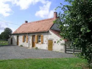 Image of Charming Countryside Cottage with Garden Near Tronçais Forest, Sleeps 4, Pet Friendly