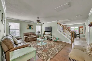 Image of Easy Access to Houston, SH 99 Access, Comfortable Home for Families or Work