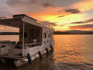 Image of The Gigi - A Mermaid Houseboat on Lake James