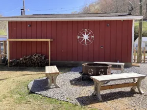 Image of Matewan Riders Retreat with Garage!