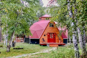 Image of Geodesic dome with full kitchen, fireplace, firepit, cozy deck & washer\/dryer