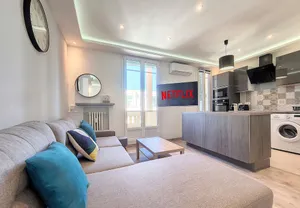 Image of Nestor&Jeeves - PALAIS HISPANIA - Top floor apartment
