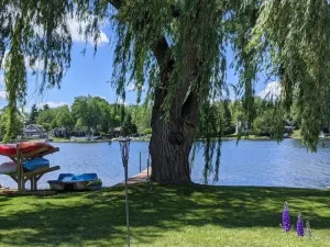 Image of Relaxing Lakefront Cottage with Beautiful Views- 4 Kayaks + KING SIZE BED!
