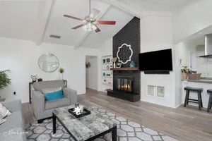 Image of Southern Comfort Retreat: King Bed, Near LSUS & Barksdale AFB, Fast wifi.