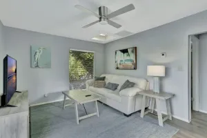 Image of 1 BR Carriage Home