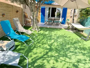Image of PROVENCE-ALPES-CÔTE D'AZUR <br>Seaside (La Presqu'île) 🐟