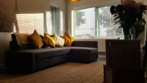 Image of New Contemporary Flat minutes from Airport & NEC