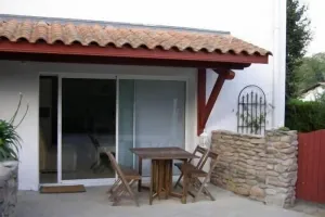 Image of Urrugne, T2 apartment in quiet area, for 2 adults and 2 children maximum