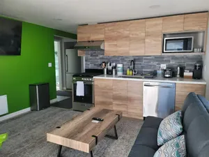 Image of Urban Oasis to Love, Near SF, Free Parking Onsite
