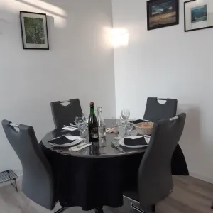 Image of Appartement Rénové à Proximité de la Plage