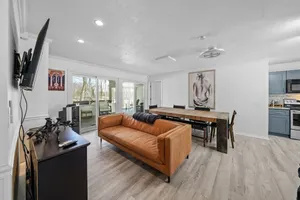 Image of White Tail Run At Heron Hill Retreat Hot Tub Lake!