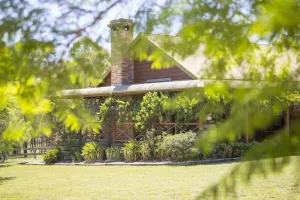 Image of Silky Oak Cottage - Delightful 3 bedroom country cottage on Hermitage Road