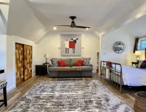 Image of NEW! Studio Loft in Stowe Hollow