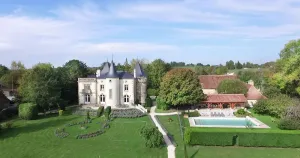 Image of Stunning Manor house, with pool set in 2 acres of enclosed gardens -sleeps 12