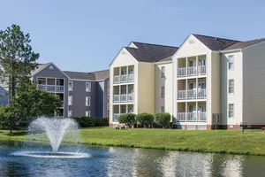 Image of Williamsburg, VA: 2 BR Condo w\/Pool, Near Historic Williamsburg & Busch Gardens