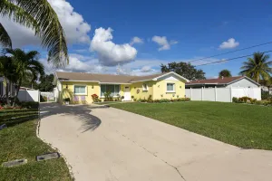 Image of PALM BEACH GARDENS  GUEST HOUSE