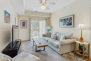 Image of Eagles Landing comfy condo with pools and tennis courts - 1 mile to beach