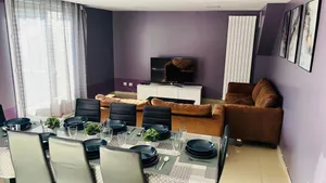 Image of 100m2 2 chambres 8 personnes - Grand parking et terrasse privée - Proche CDG-Parc expositions-Paris-Astérix-Disney