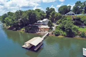 Image of “Paradise to Me” Smith Lake Home- Only 10 minutes from Rock the South-sleeps 10