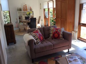 Image of Studio Rouge in heart of old Bowral only minutes walk to shops and restaurants