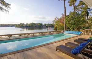 Image of 235 SW Lake Forest - Pinehurst Lake House With Hot Tub & Pool - 6 Bedrooms